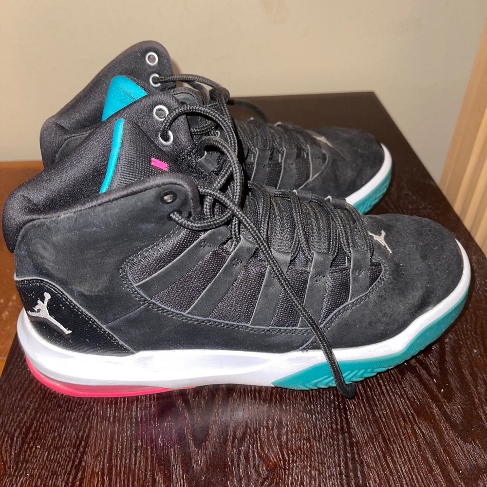 Pair of Jordans!
